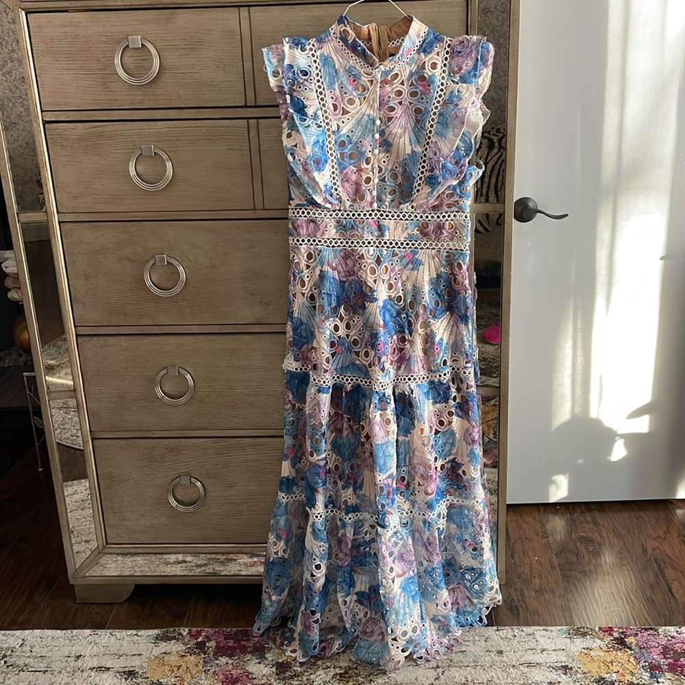 Out flower embroidery maxi dress, size L, new - Picture 3 of 8